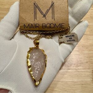Matr Boomie Gold Tone & White Arrowhead Pendant Necklace Made in India Boho